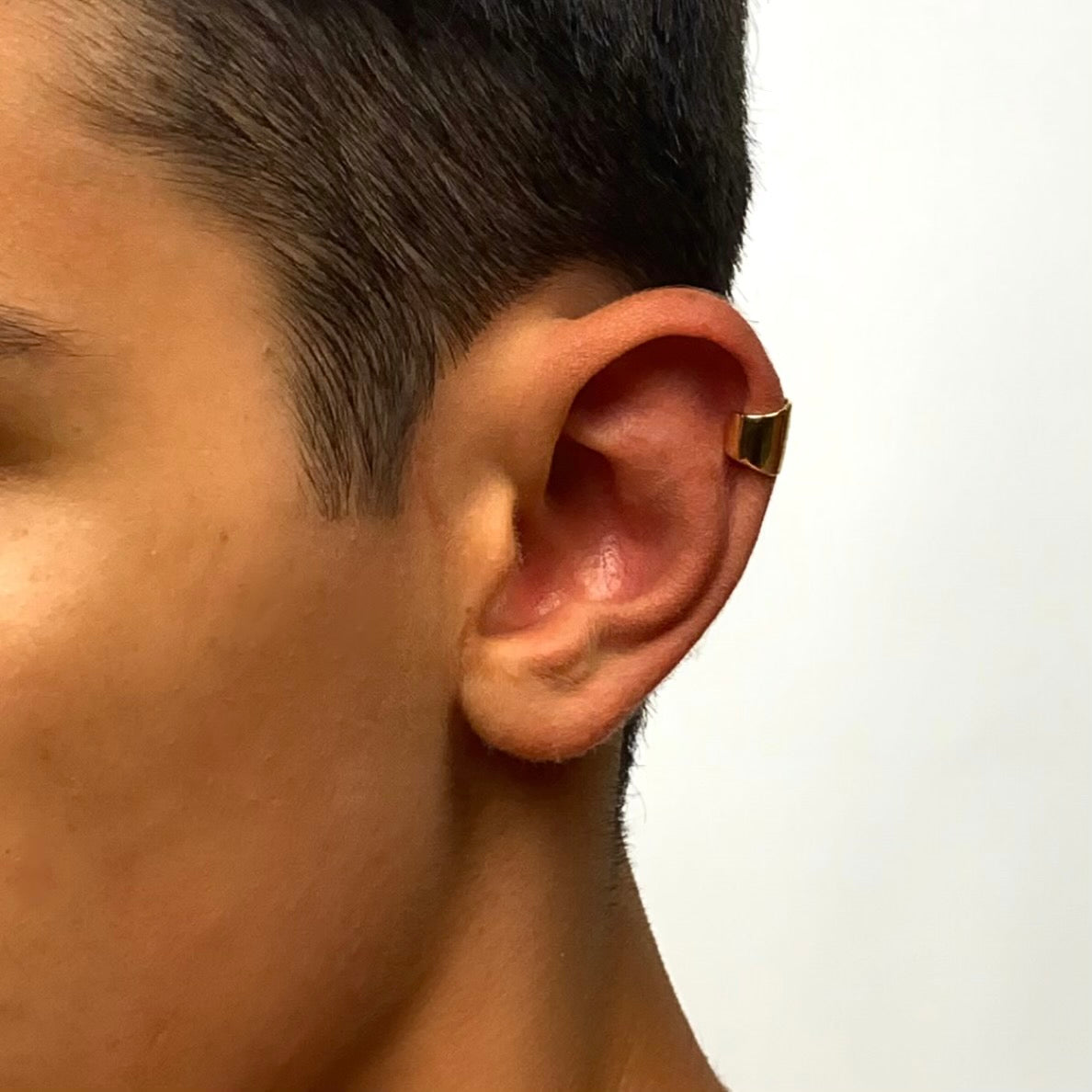 Boucle d'oreille unique - Capsule - Doré